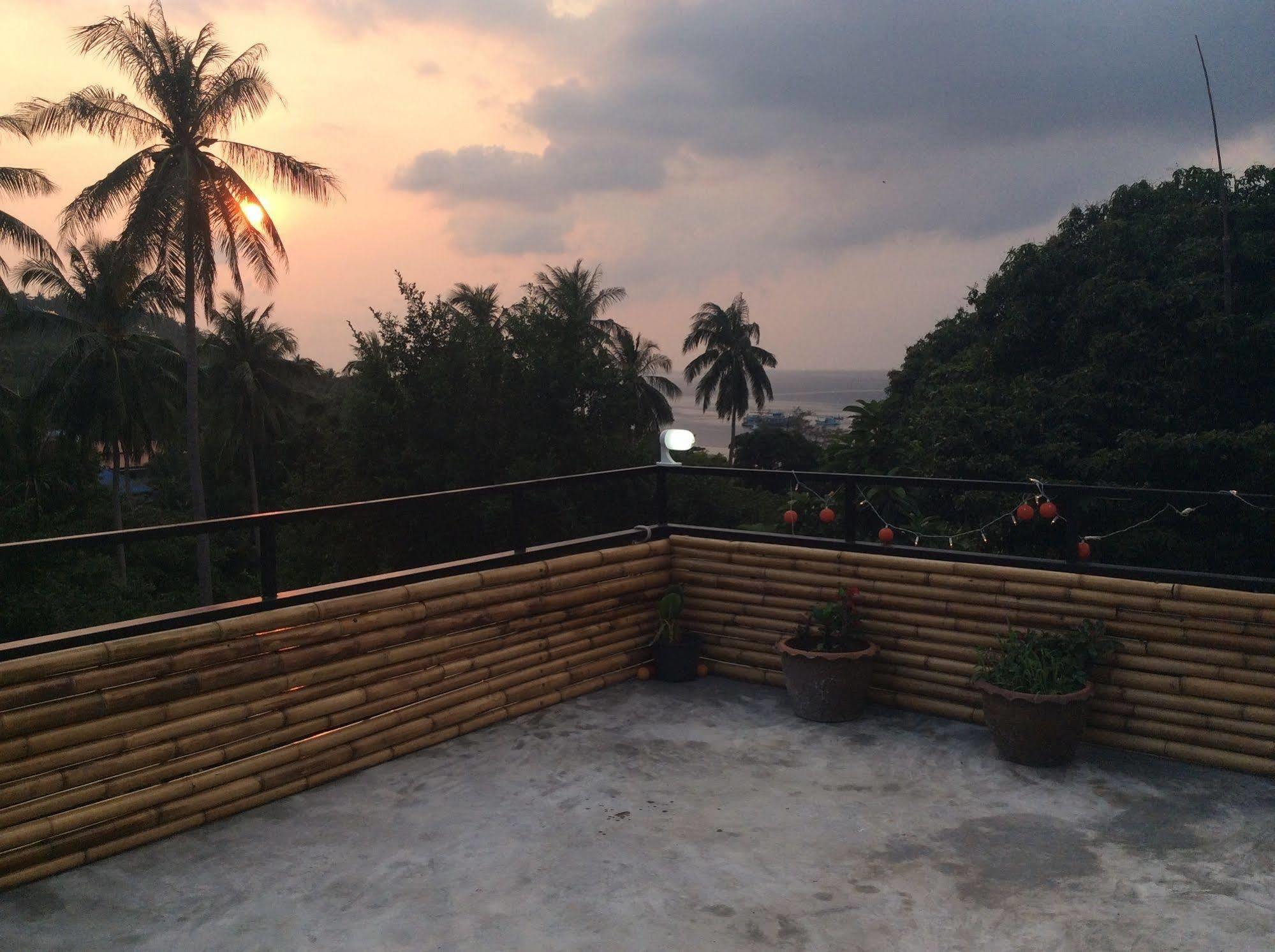 Moov Inn Garden Hostel Ko Tao Exterior foto